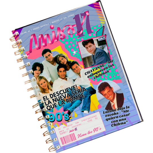 Agenda Versión Revista MIss 17 RETRO, Planner Anual 21x15cm Sin Fecha