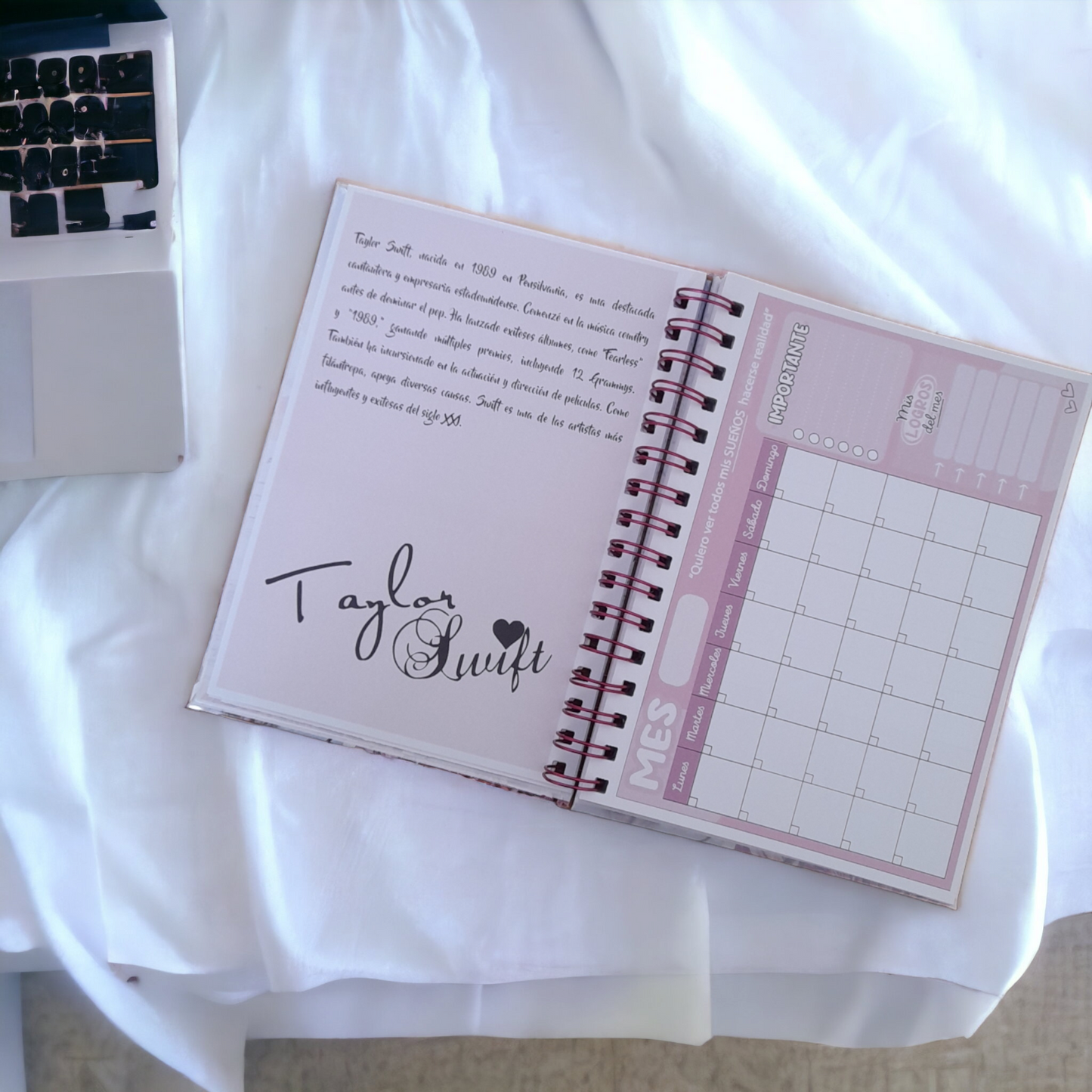 Agenda Libreta Taylor Swift Y Planner Anual sin fecha 21x15cm Swiftie